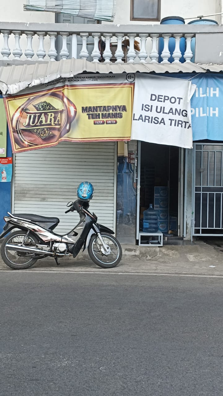 Larisa tirta