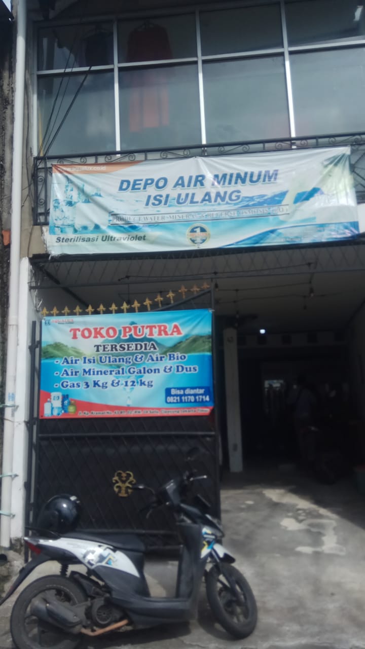Toko putra