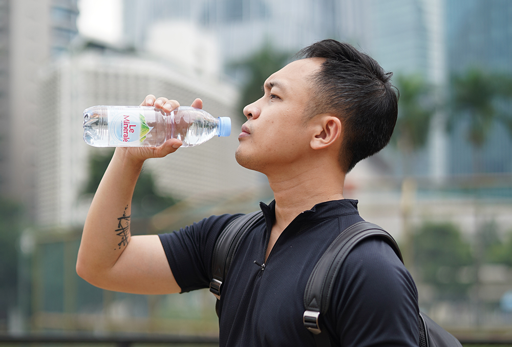 Pola Makan Tidak Baik Saat Perjalanan Mudik, Seimbangkan Dengan Le Minerale