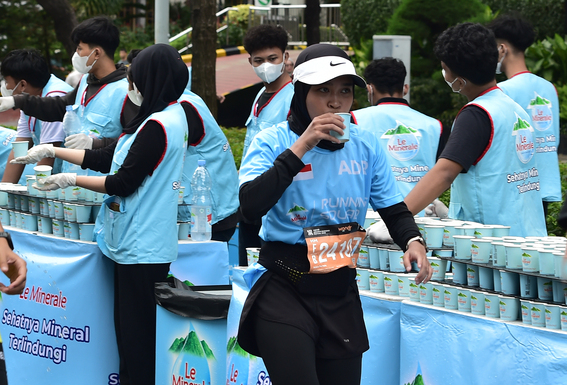 Title ID & EN: Lolos Uji Ketat dan Verifikasi Standar Internasional,  Le Minerale Jadi Pilihan Resmi JRF Ajang Lari Berlabel World Athletics