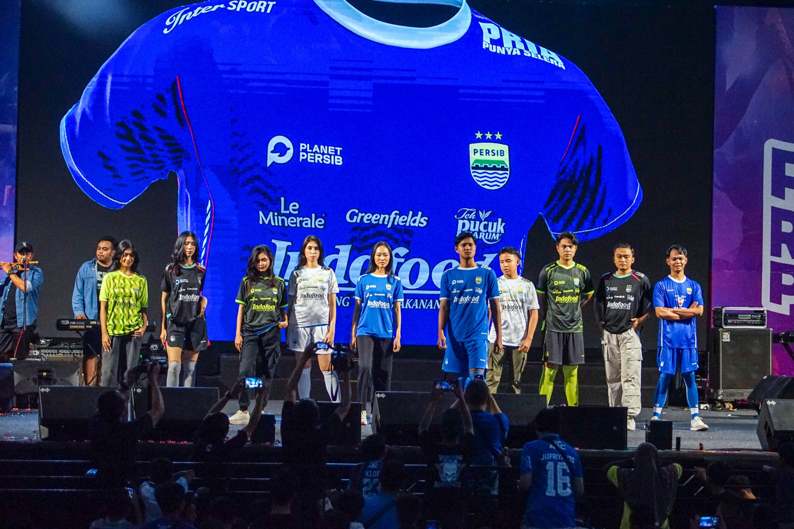 Le Minerale Dipercaya Sebagai Official Mineral Water Persib Bandung Di Liga 1 Musim Kompetisi 2024/2025
