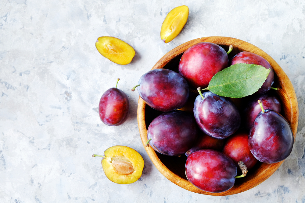 Penasaran dengan Buah Plum? Ini 7 Manfaatnya Bagi Kesehatan!