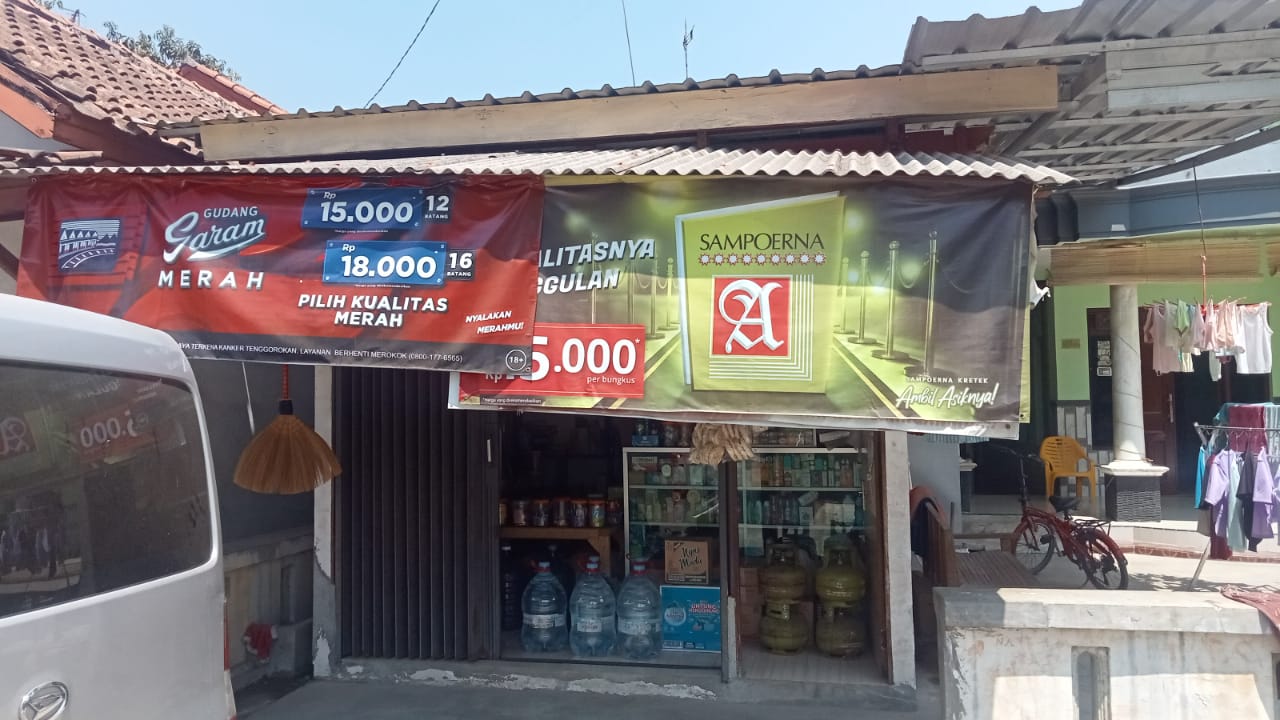 Toko Laila husna