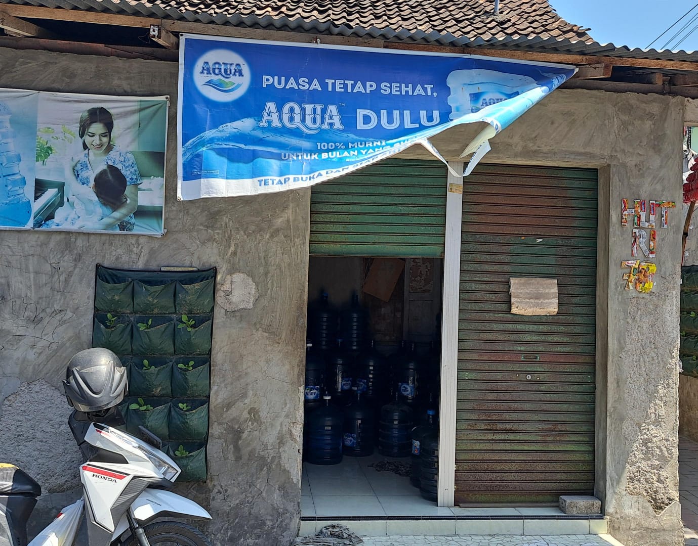 agen galon le mineral depot azzam