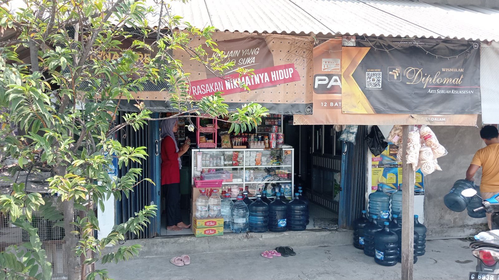 Naura tirta